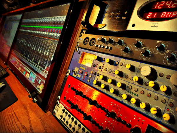 Mastering Profesional por STEMS - Image 2